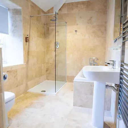 Inn The Bear & Swan 5*
