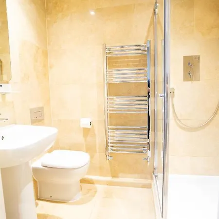 The Bear & Swan Inn 5*